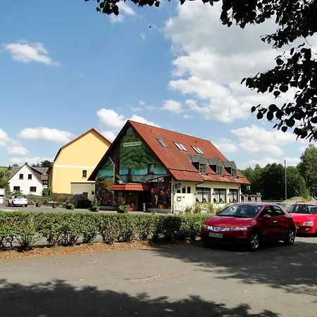 Penzion Gruner Baum - Hildburghausen